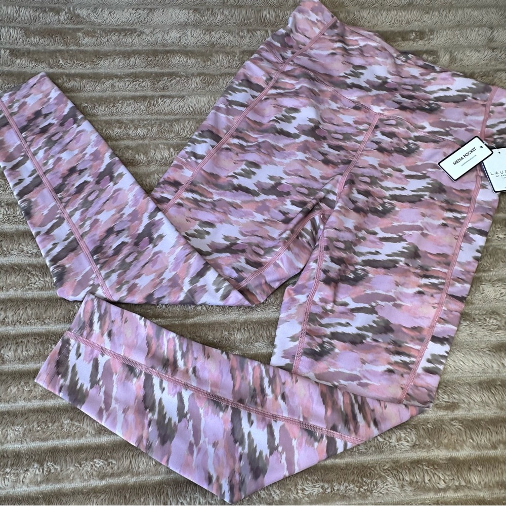 🎁5 FOR $50 SALE🎁 NWT Laundry Shelli Segal Blurry Watercolor Pink Clay Leggings